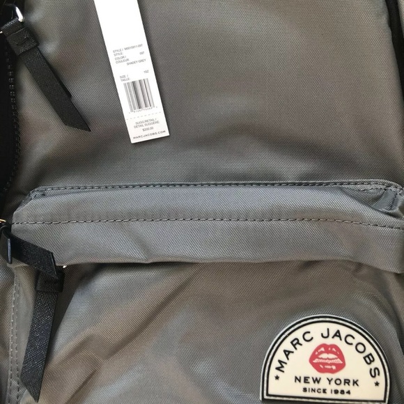 Marc Jacob’s collegiate medium Nylon backpack🎒 - Picture 4 of 7